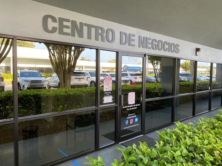 Centro de Negocios, preparador de documentos en Orlando, FL