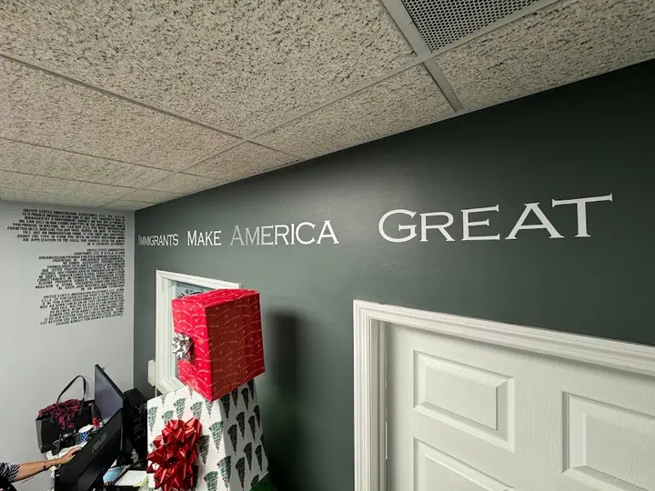 United States Immigration Assistance LLC - USIA.LEGAL, preparador de documentos en Orlando, FL