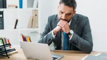¿Cuándo vale la pena contratar a un preparador de documentos?